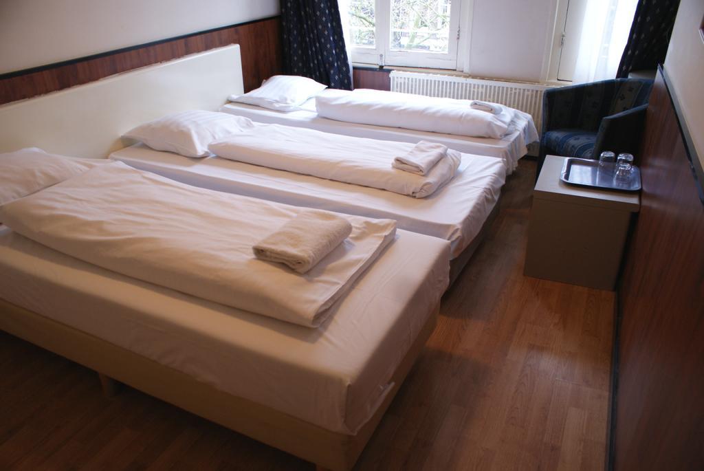 Budget Hotel Thorbecke アムステルダム 部屋 写真