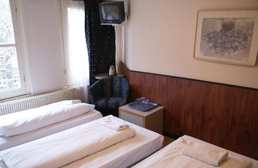Budget Hotel Thorbecke アムステルダム 部屋 写真